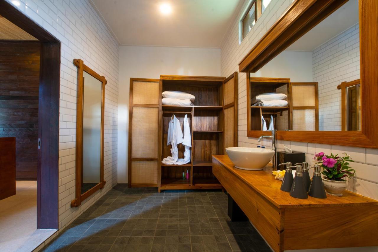 The Kirana Tembok Hotel Tejakula Eksteriør billede